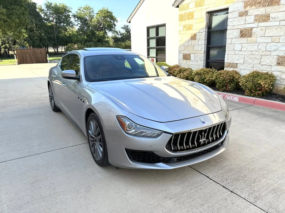 2018 Maserati Ghibli 3rd Gen - Image 2 of 12