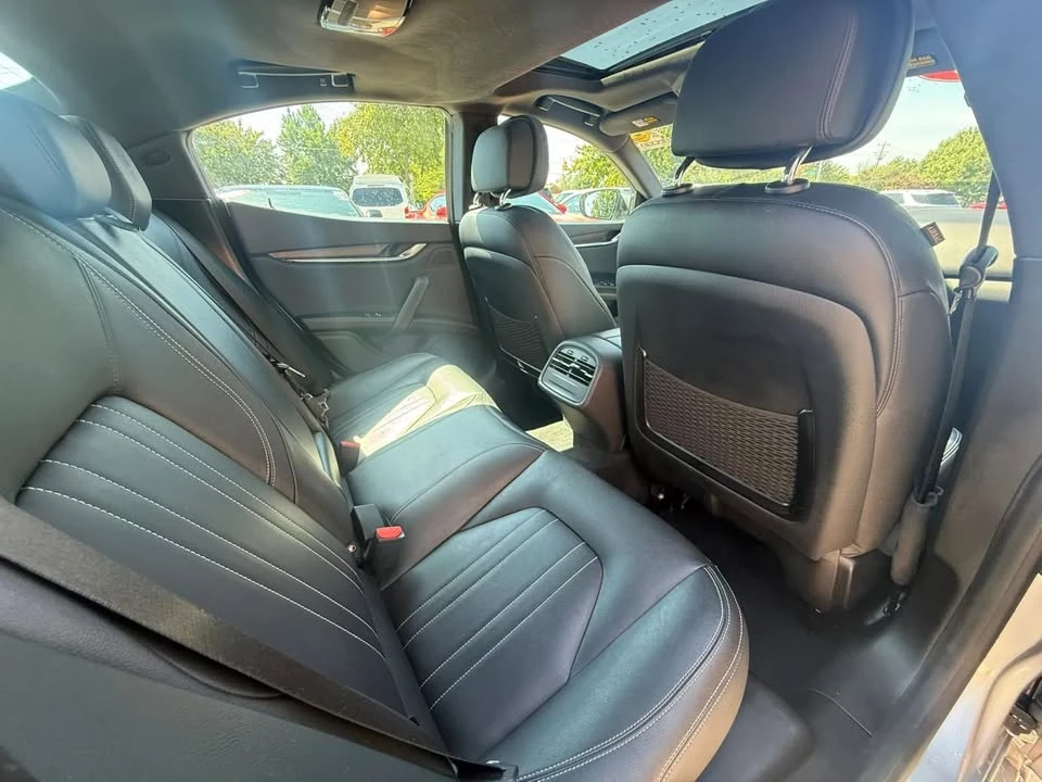 2018 Maserati Ghibli 3rd Gen - Image 11 of 19