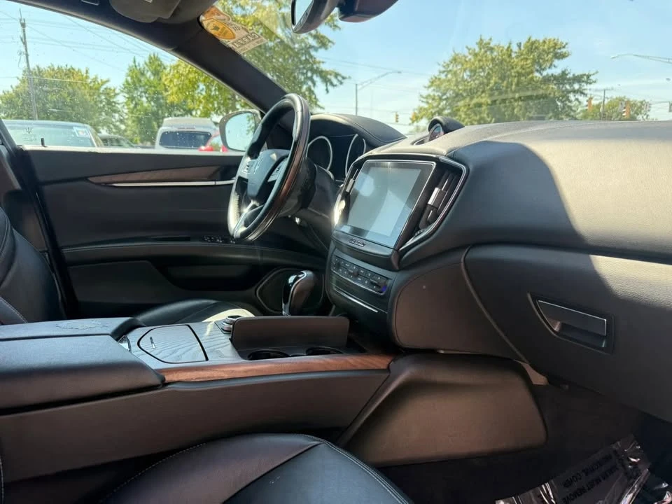 2018 Maserati Ghibli 3rd Gen - Image 13 of 19