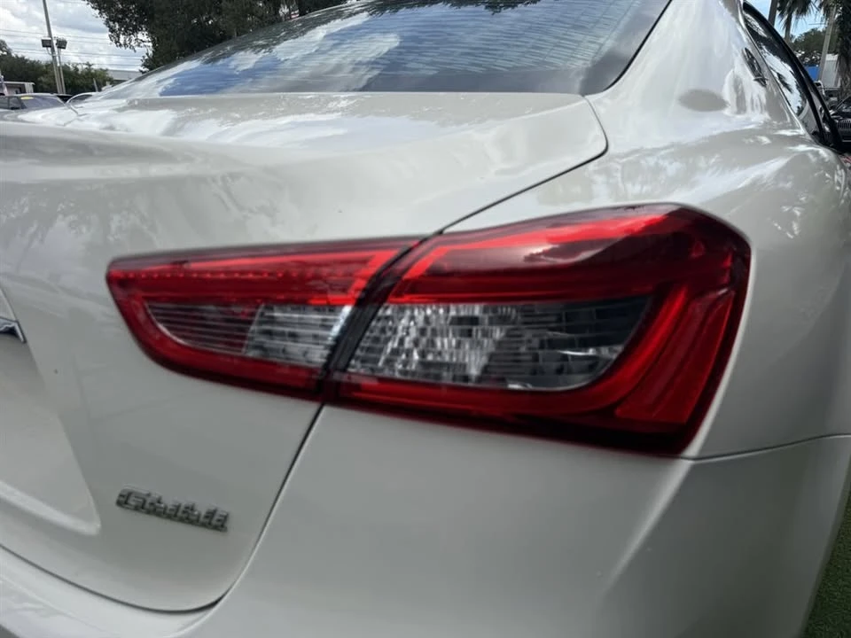 2018 Maserati Ghibli 3rd Gen - Image 12 of 20