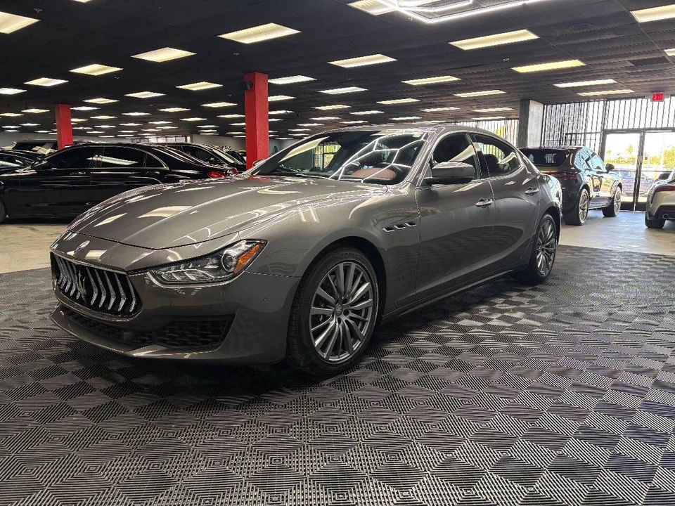 2018 Maserati Ghibli 3rd Gen - Image 5 of 21