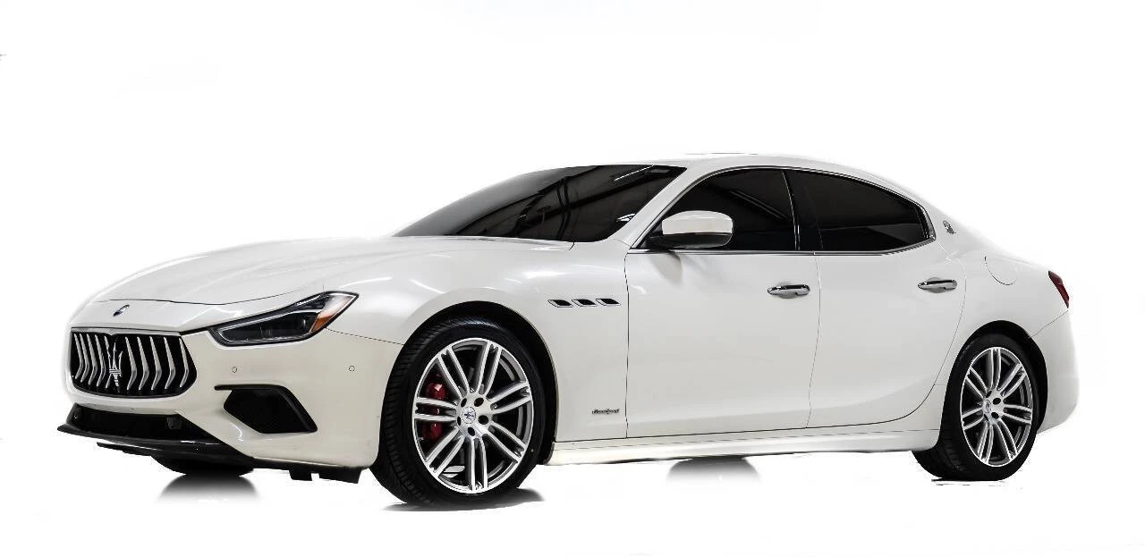 2018 Maserati Ghibli 3rd Gen - Image 2 of 12