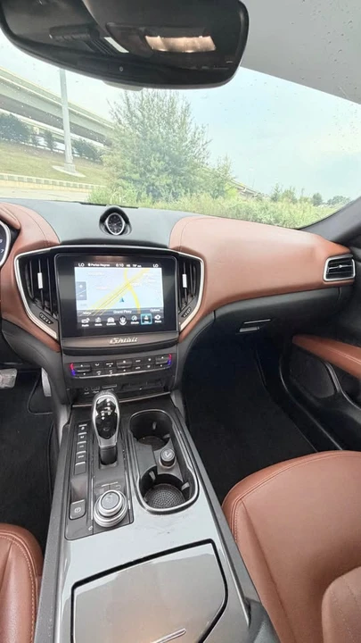 2018 Maserati Ghibli 3rd Gen - Image 19 of 20