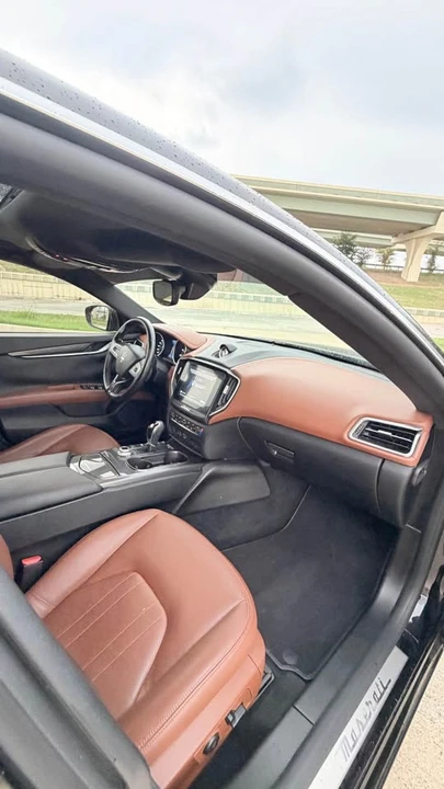 2018 Maserati Ghibli 3rd Gen - Image 16 of 20