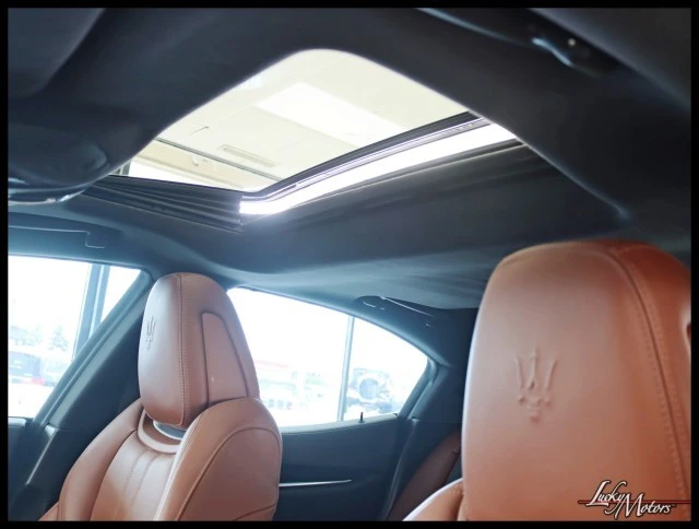 2018 Maserati Ghibli 3rd Gen - Image 27 of 31