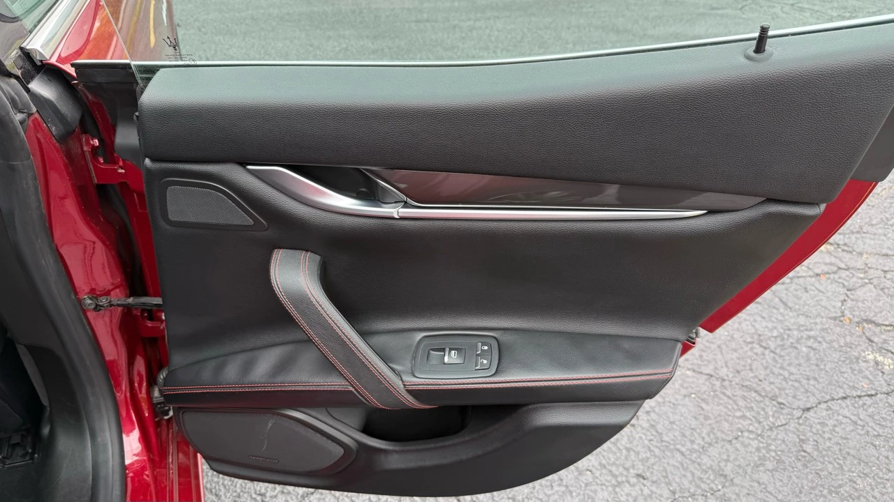 2018 Maserati Ghibli 3rd Gen - Image 27 of 30