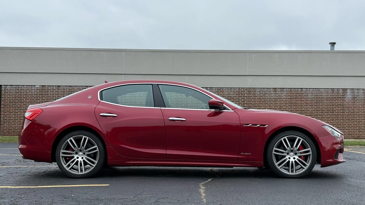 2018 Maserati Ghibli 3rd Gen - Image 10 of 30