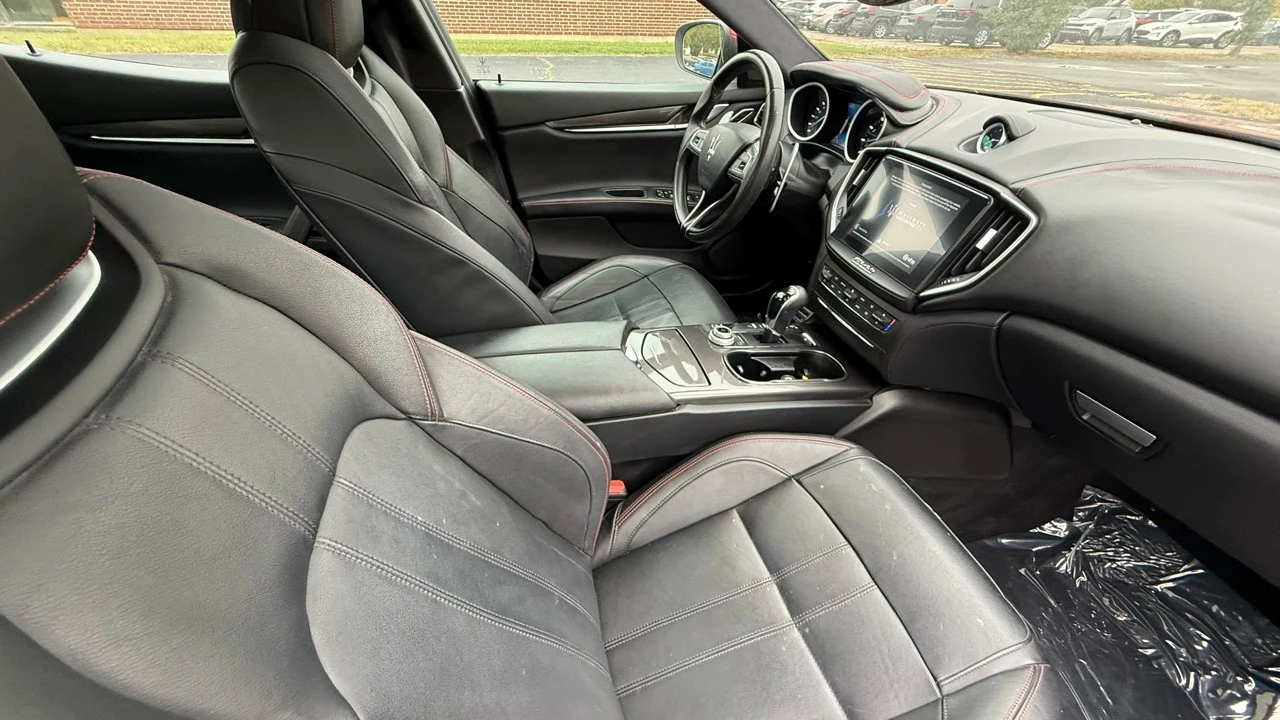 2018 Maserati Ghibli 3rd Gen - Image 14 of 30
