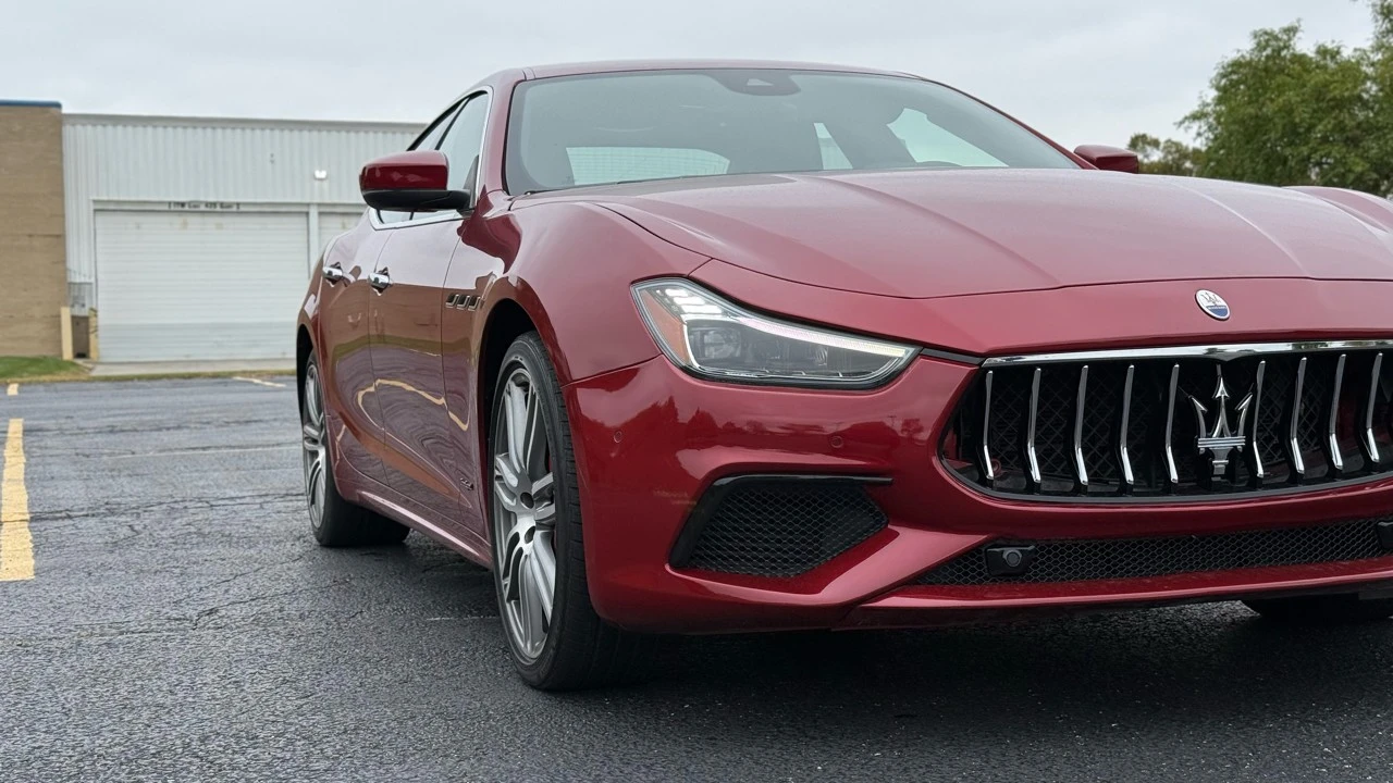 2018 Maserati Ghibli 3rd Gen - Image 2 of 30