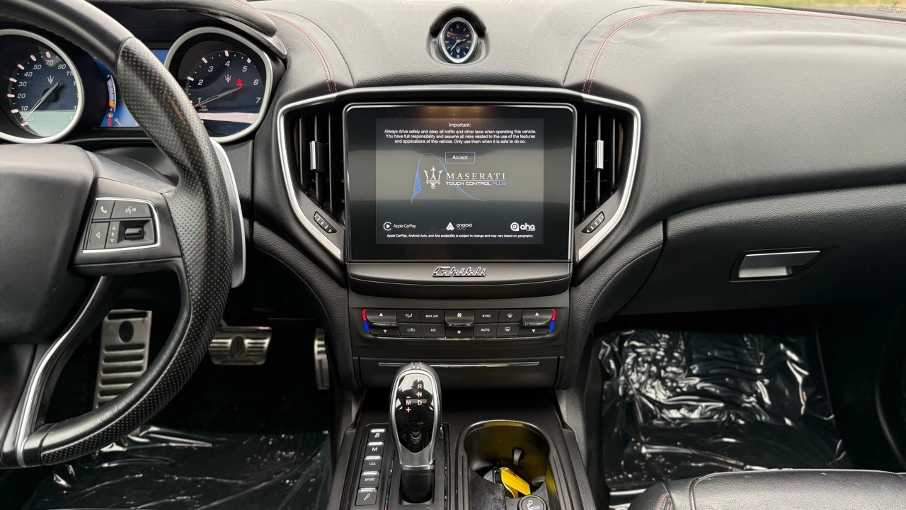 2018 Maserati Ghibli 3rd Gen - Image 18 of 30