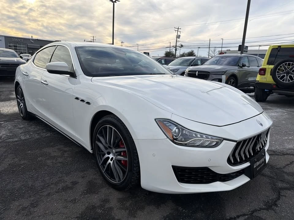 2018 Maserati Ghibli 3rd Gen - Image 7 of 19