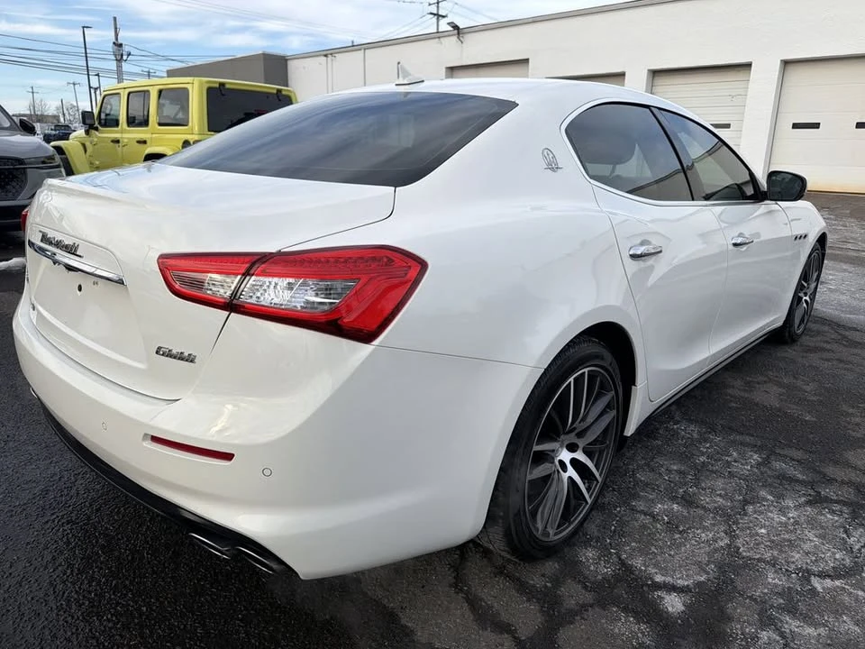 2018 Maserati Ghibli 3rd Gen - Image 5 of 19