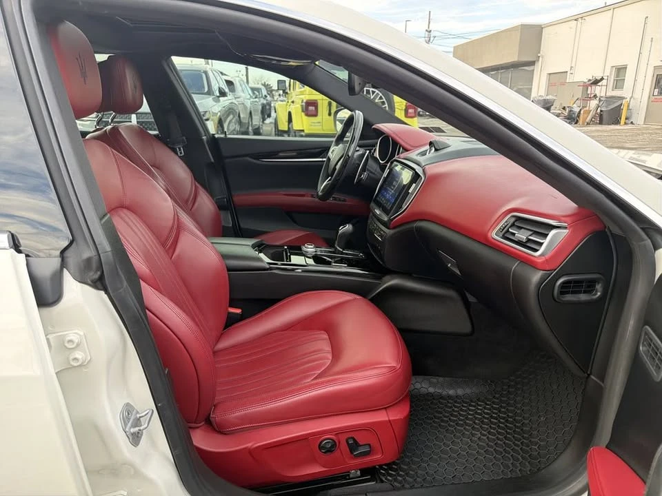 2018 Maserati Ghibli 3rd Gen - Image 14 of 19