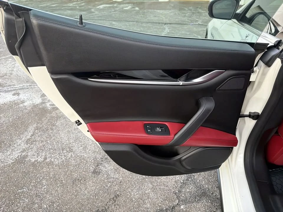 2018 Maserati Ghibli 3rd Gen - Image 11 of 19