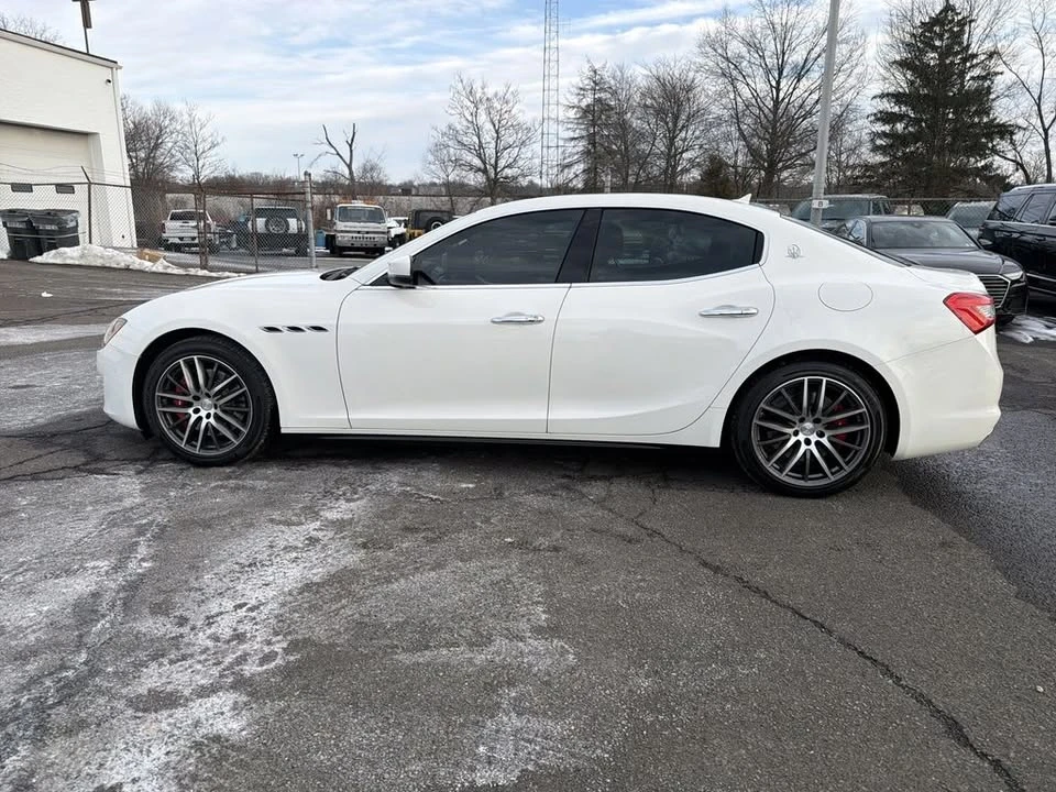 2018 Maserati Ghibli 3rd Gen - Image 2 of 19