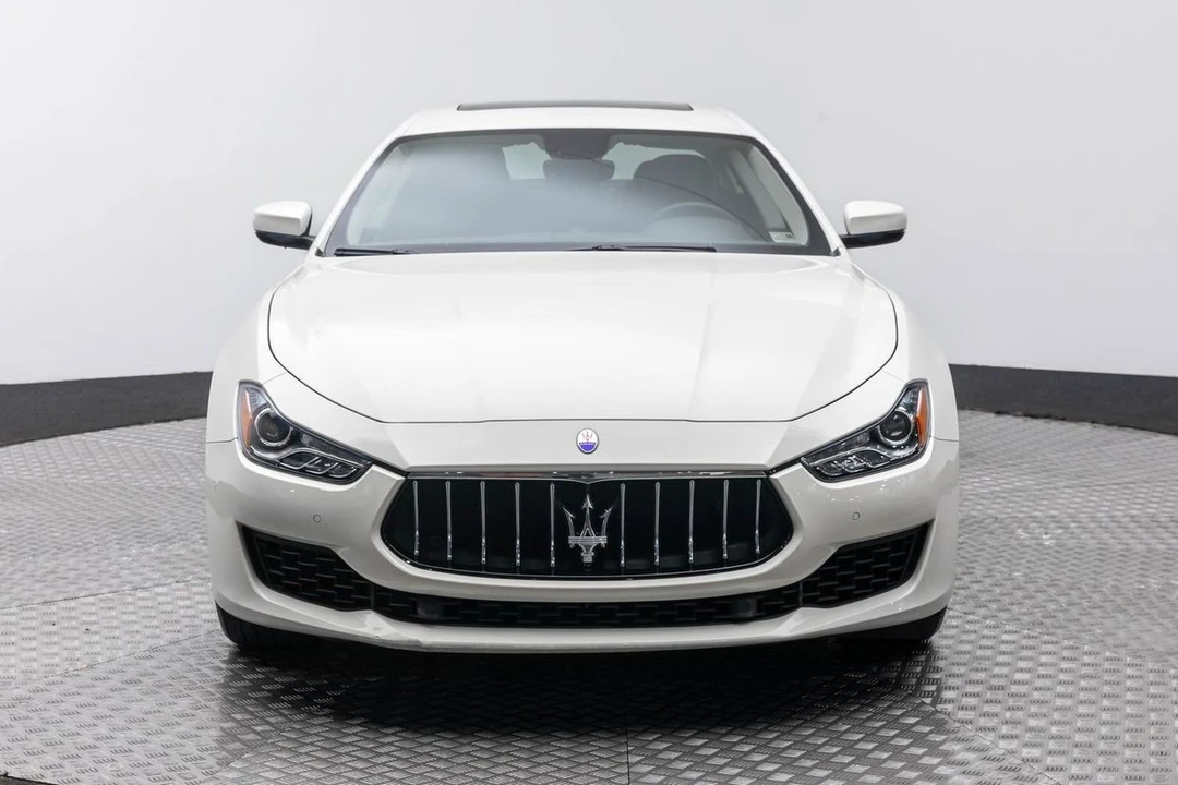 2018 Maserati Ghibli 3rd Gen - Image 3 of 12