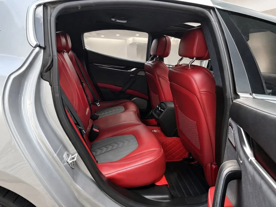 2018 Maserati Ghibli 3rd Gen - Image 13 of 20
