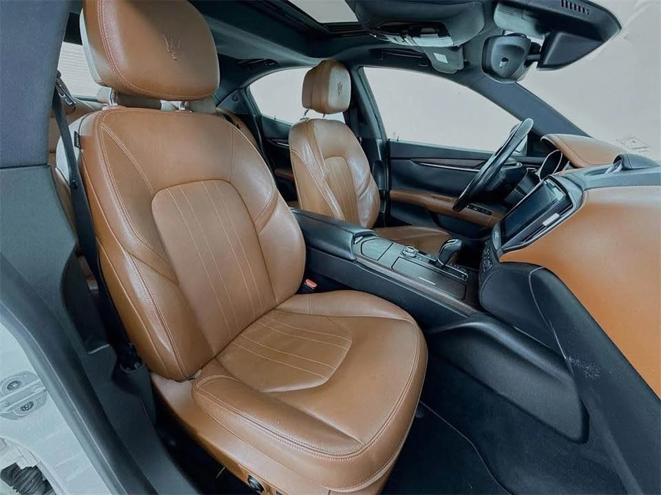 2018 Maserati Ghibli 3rd Gen - Image 7 of 17