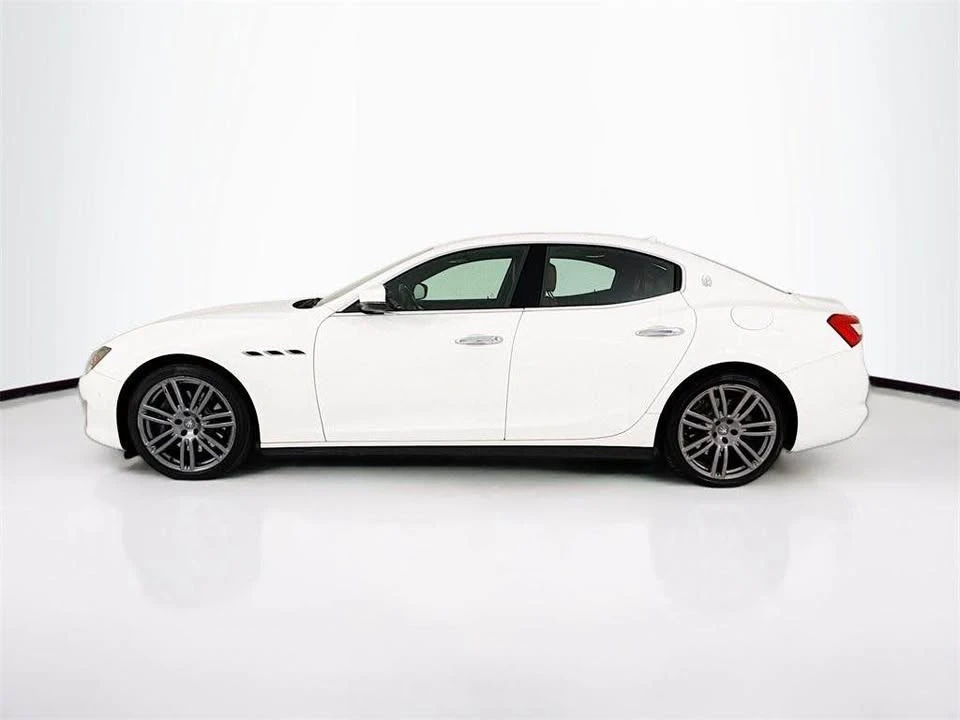 2018 Maserati Ghibli 3rd Gen - Image 3 of 17