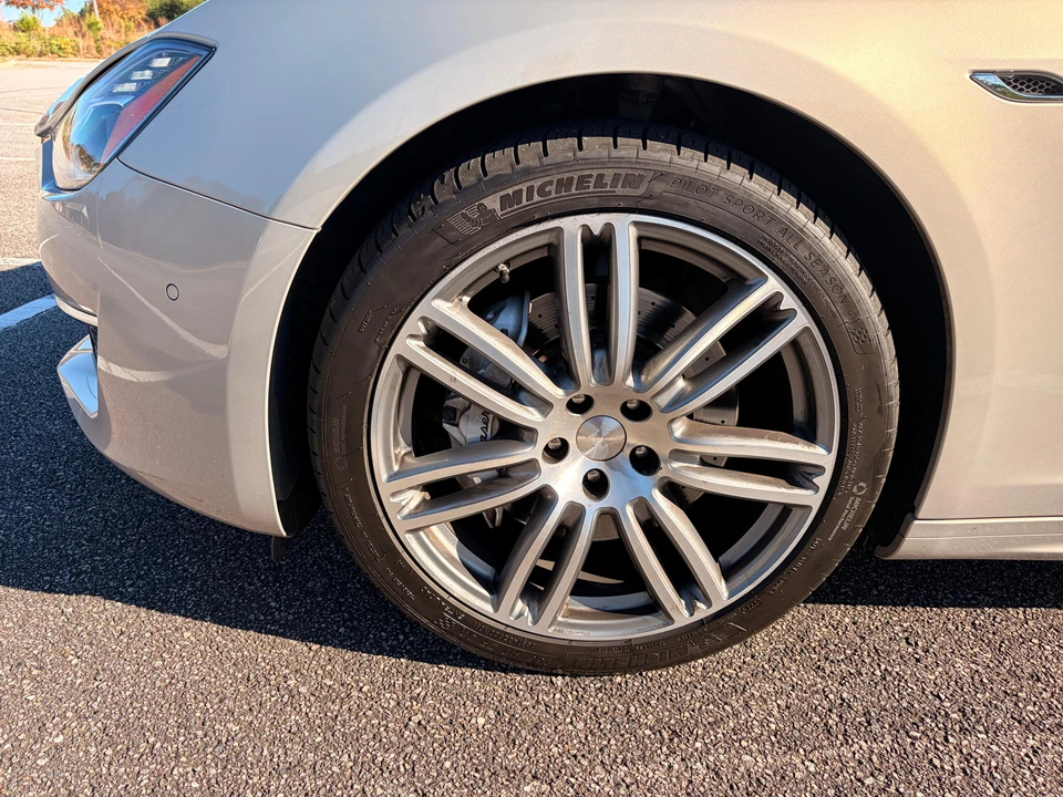 2018 Maserati Ghibli 3rd Gen - Image 25 of 31