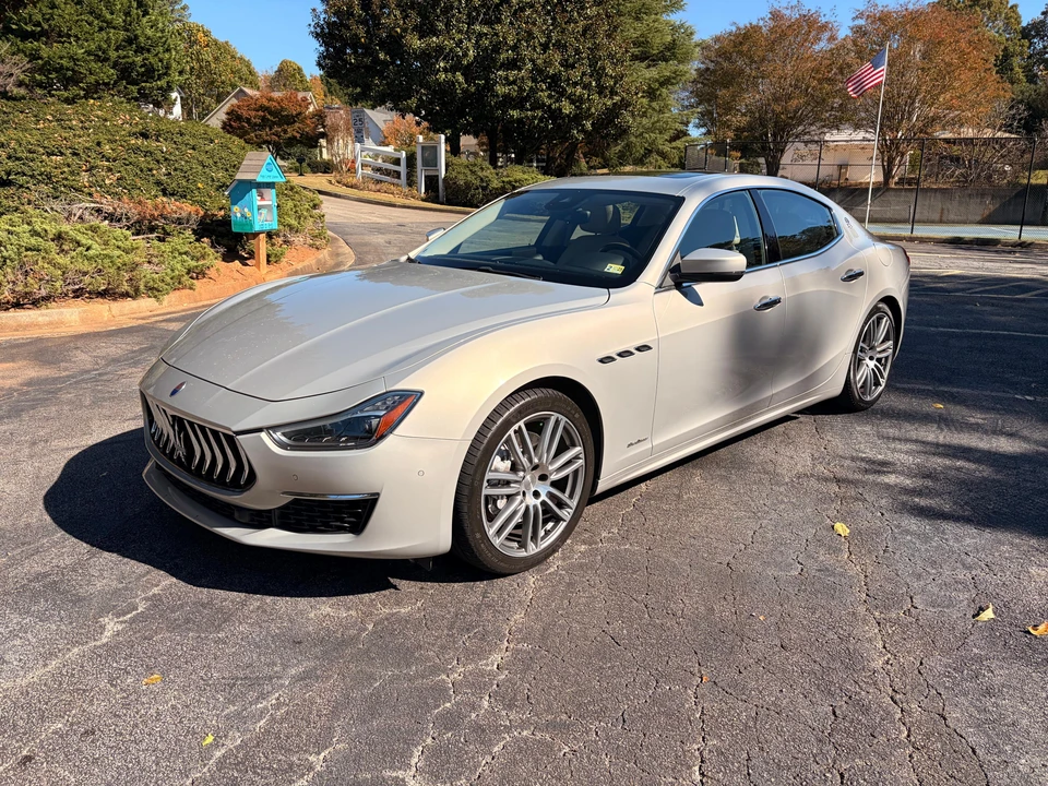2018 Maserati Ghibli 3rd Gen - Image 6 of 31