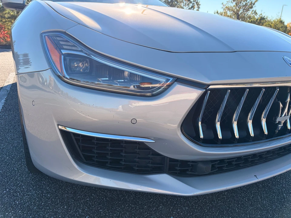 2018 Maserati Ghibli 3rd Gen - Image 13 of 31