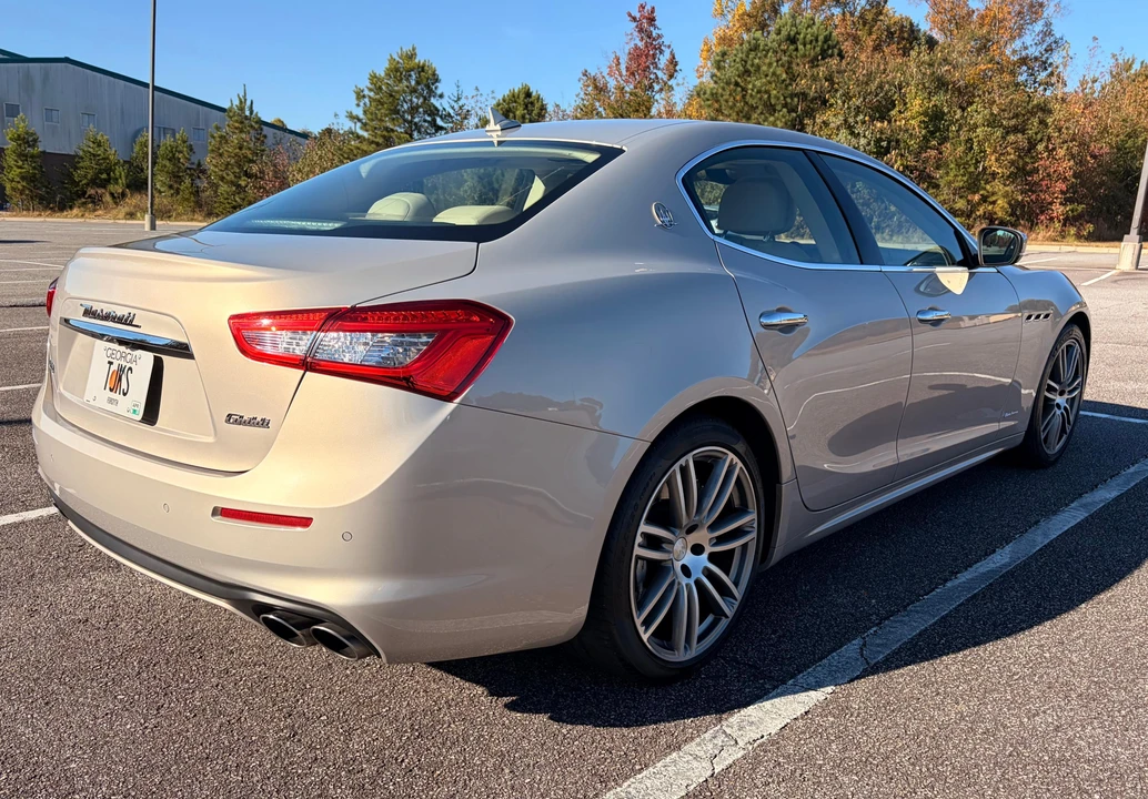 2018 Maserati Ghibli 3rd Gen - Image 9 of 31