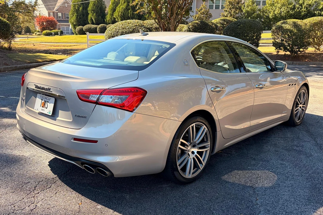 2018 Maserati Ghibli 3rd Gen - Image 4 of 31