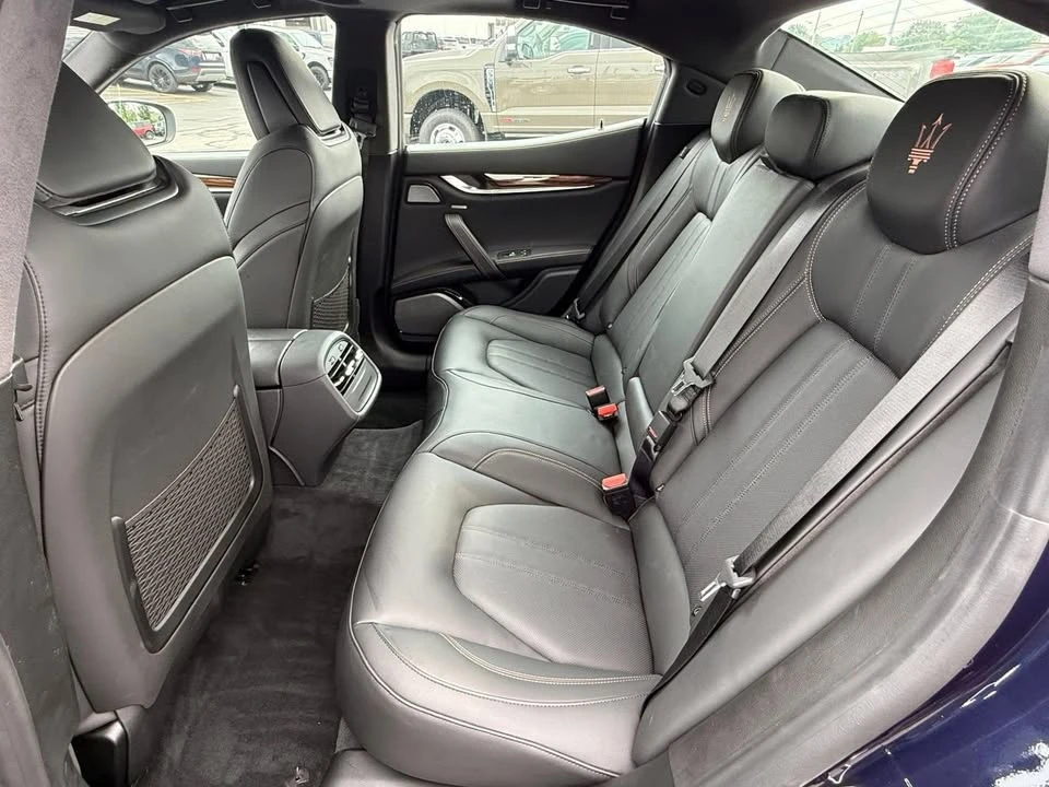 2018 Maserati Ghibli 3rd Gen - Image 13 of 19