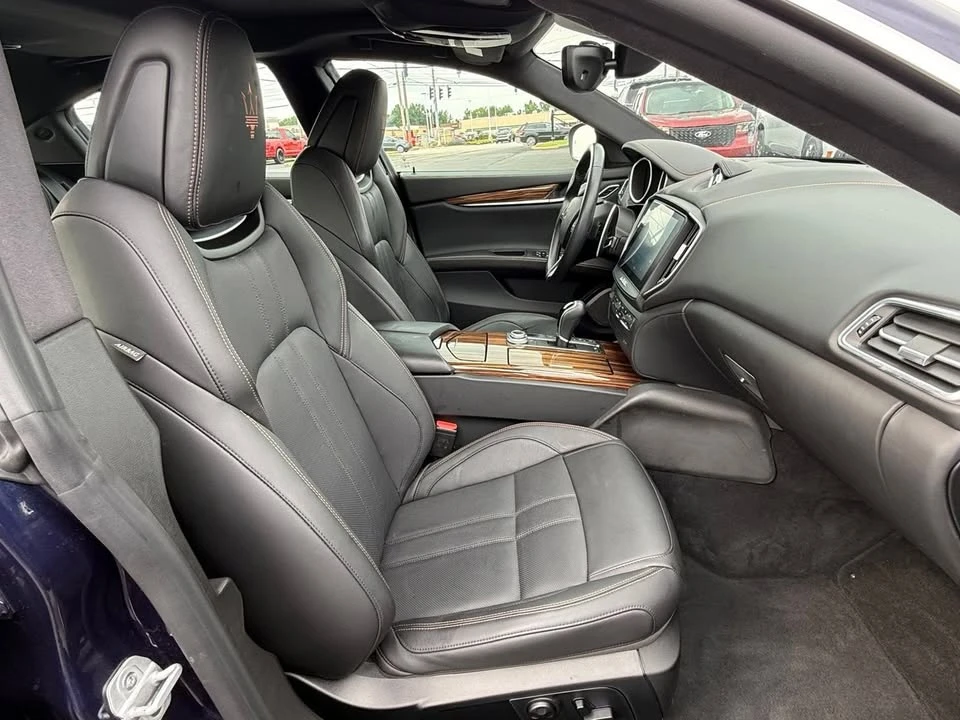 2018 Maserati Ghibli 3rd Gen - Image 16 of 19