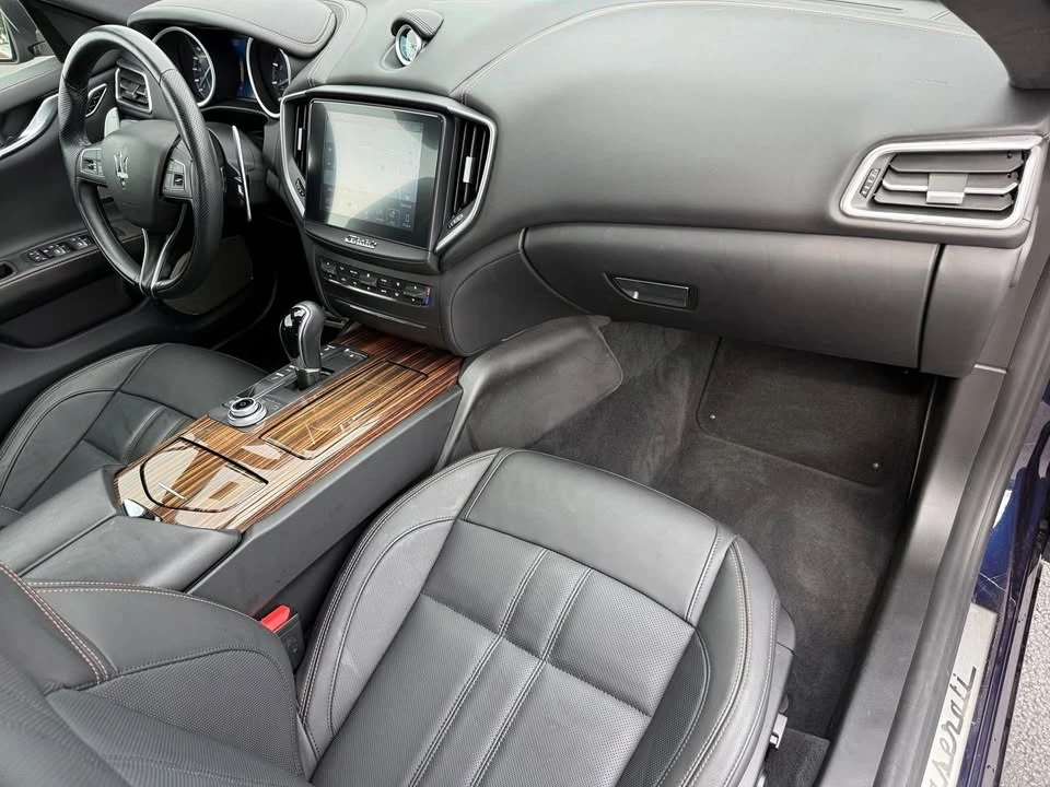2018 Maserati Ghibli 3rd Gen - Image 15 of 19
