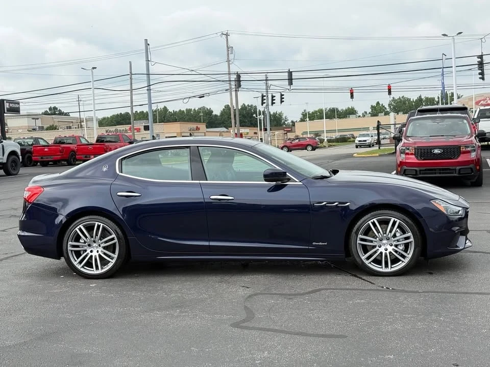 2018 Maserati Ghibli 3rd Gen - Image 2 of 19