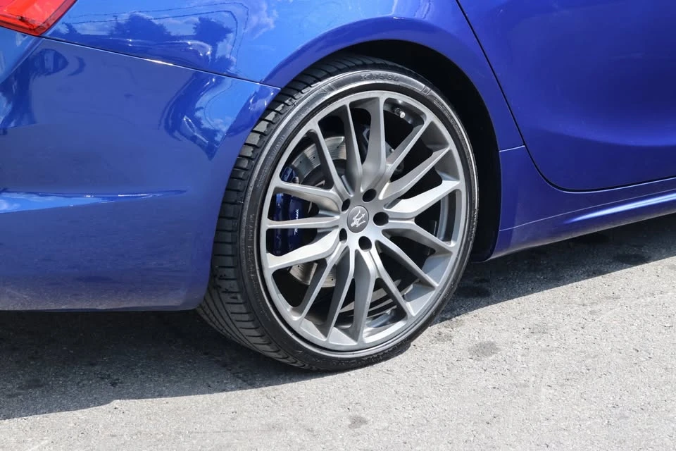 2018 Maserati Ghibli 3rd Gen - Image 2 of 7
