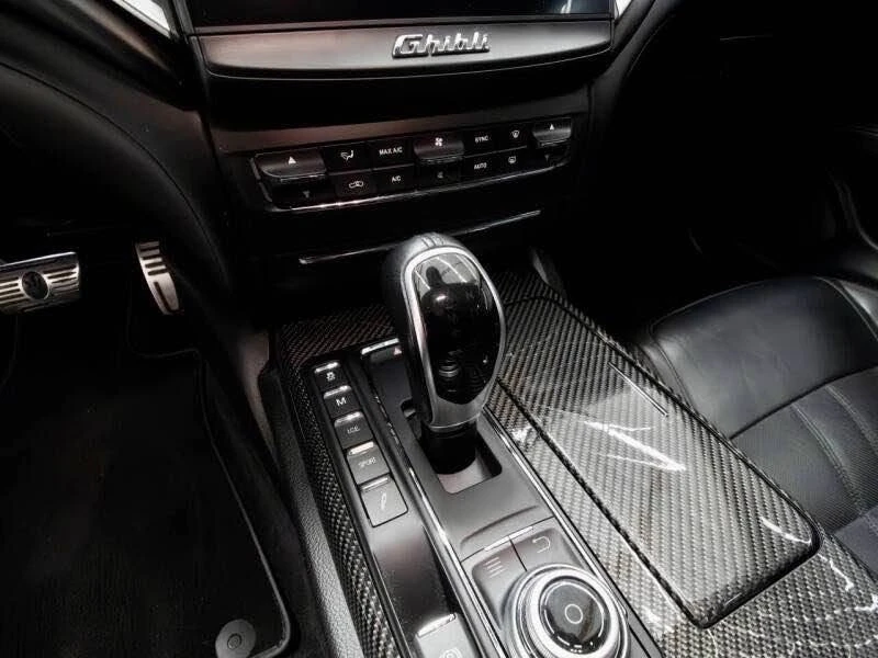 2018 Maserati Ghibli 3rd Gen - Image 9 of 14