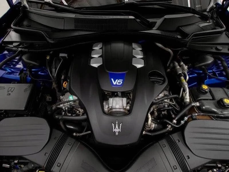 2018 Maserati Ghibli 3rd Gen - Image 10 of 14
