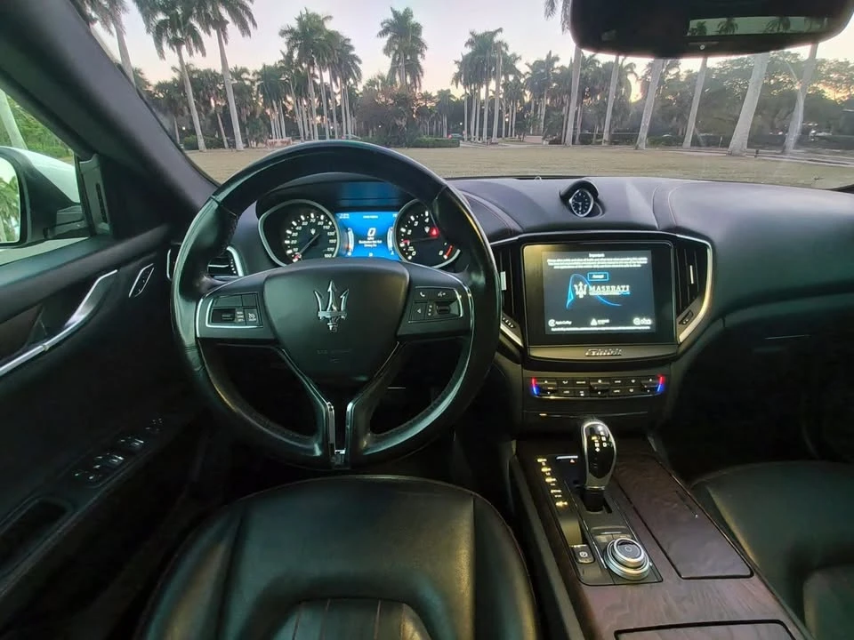 2018 Maserati Ghibli 3rd Gen - Image 17 of 19
