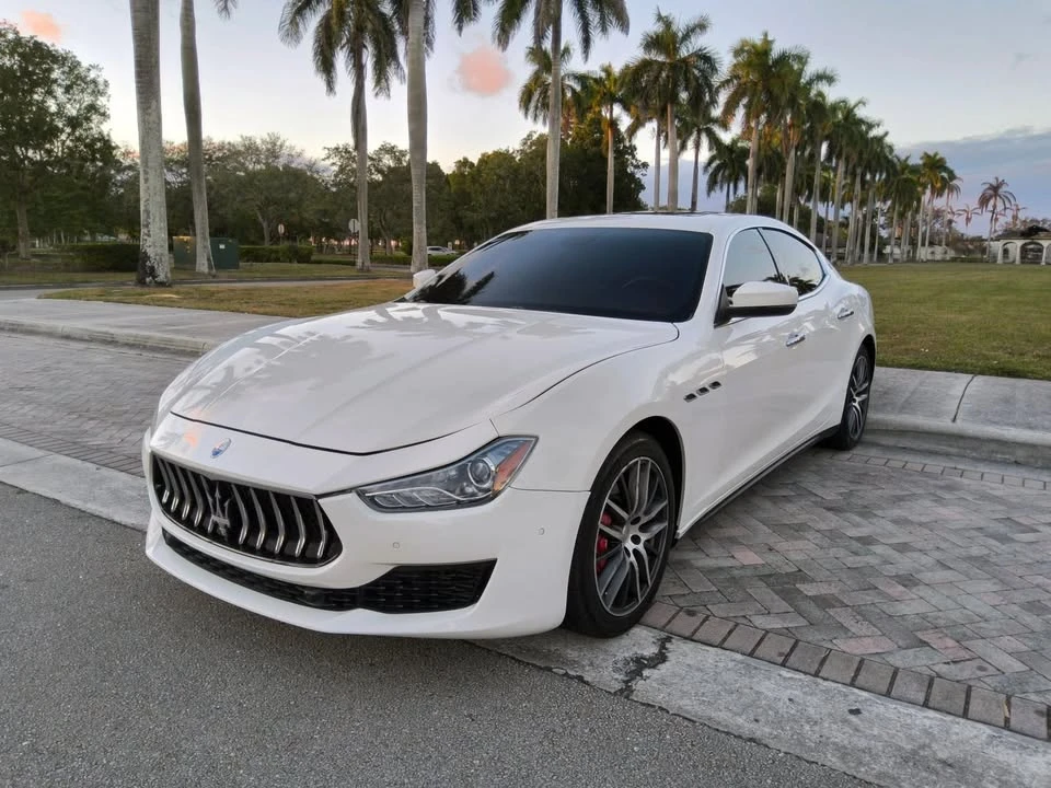 2018 Maserati Ghibli 3rd Gen - Image 2 of 19