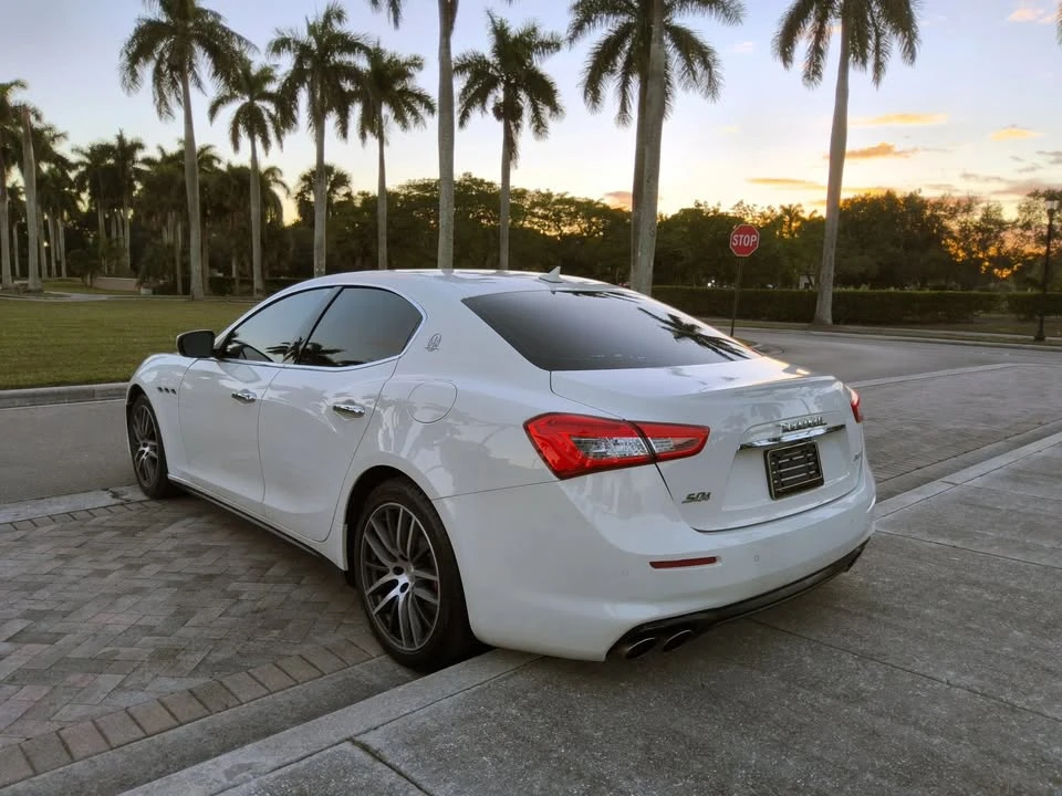 2018 Maserati Ghibli 3rd Gen - Image 13 of 19