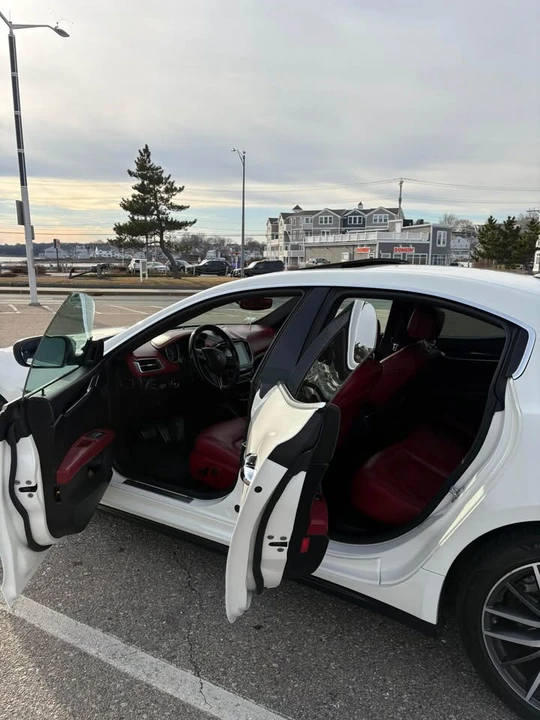 2018 Maserati Ghibli 3rd Gen - Image 6 of 12