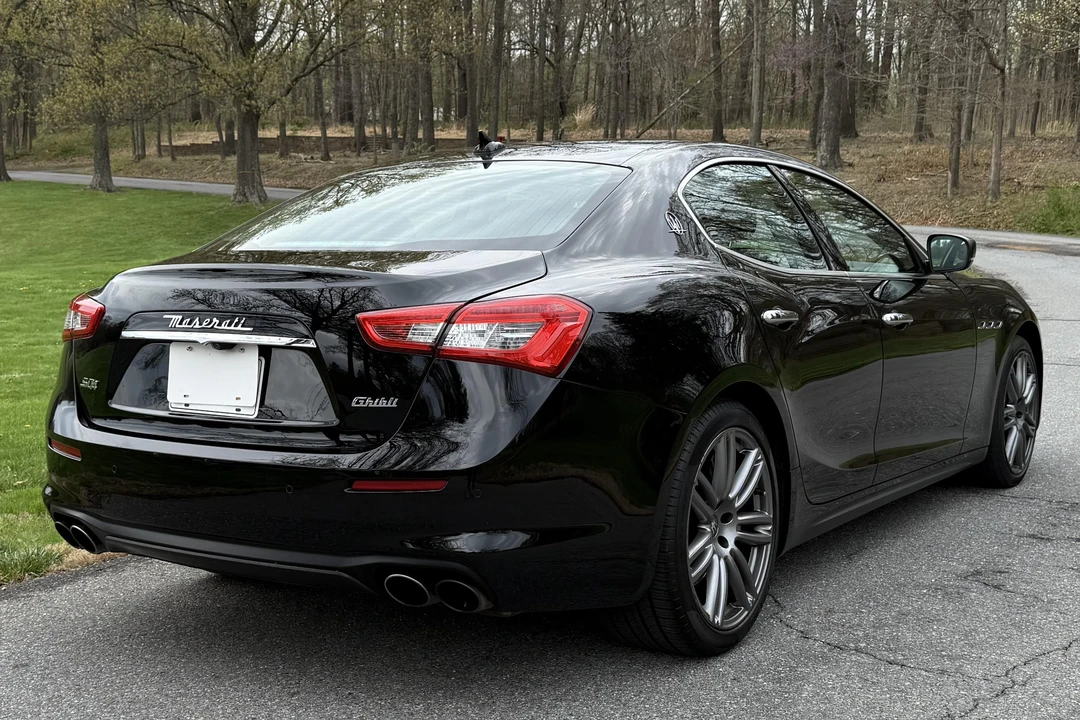2018 Maserati Ghibli 3rd Gen - Image 4 of 21