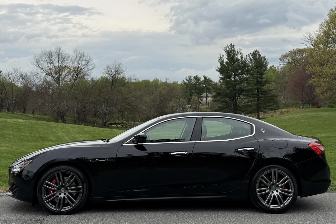 2018 Maserati Ghibli 3rd Gen - Image 3 of 21