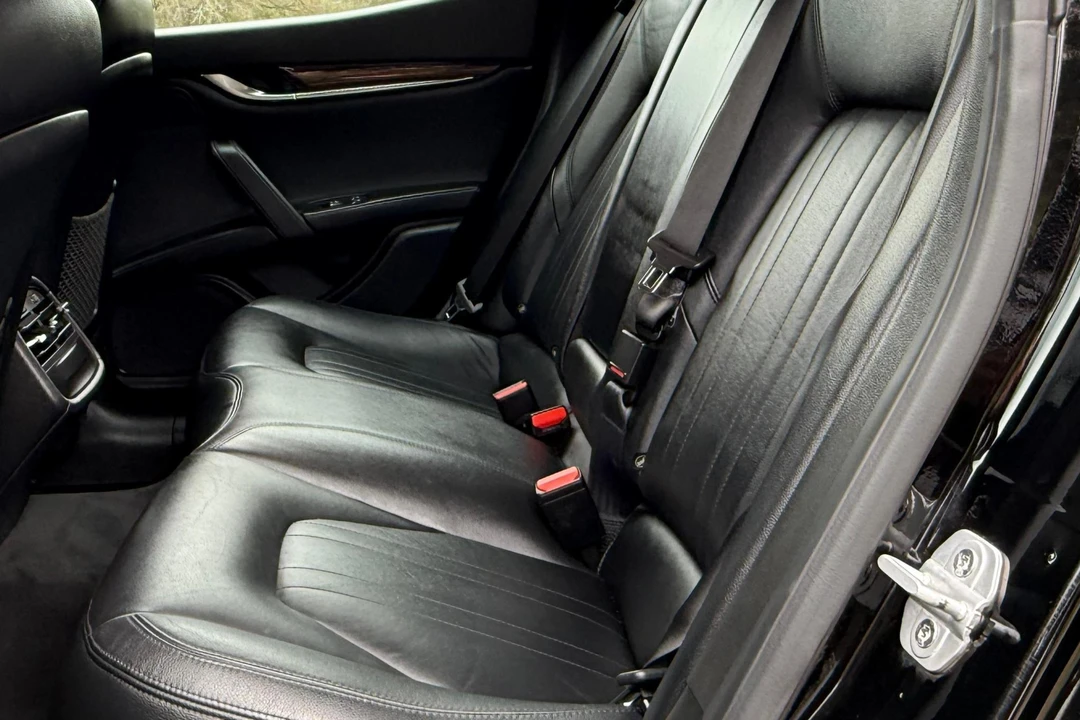 2018 Maserati Ghibli 3rd Gen - Image 15 of 21