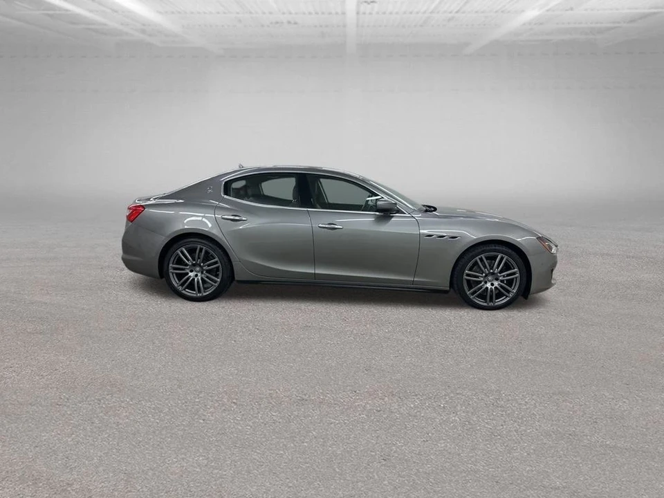 2018 Maserati Ghibli 3rd Gen - Image 13 of 21