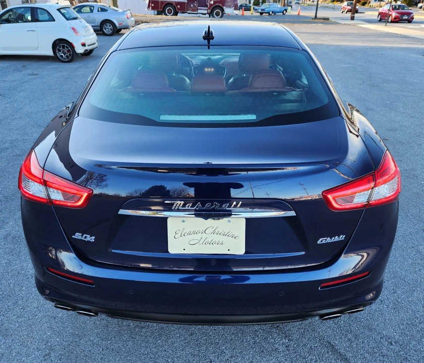 2018 Maserati Ghibli 3rd Gen - Image 9 of 21