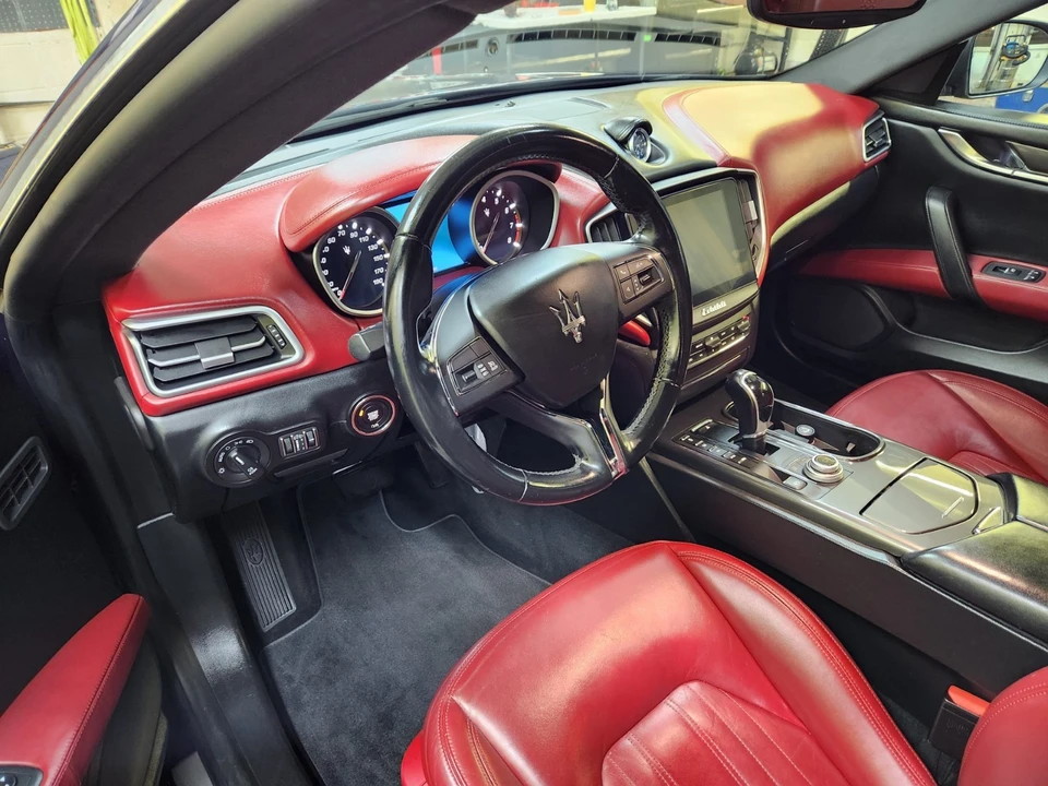 2018 Maserati Ghibli 3rd Gen - Image 15 of 21