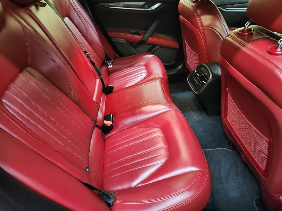 2018 Maserati Ghibli 3rd Gen - Image 19 of 21