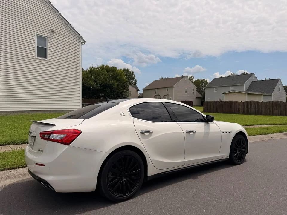 2018 Maserati Ghibli 3rd Gen - Image 3 of 11