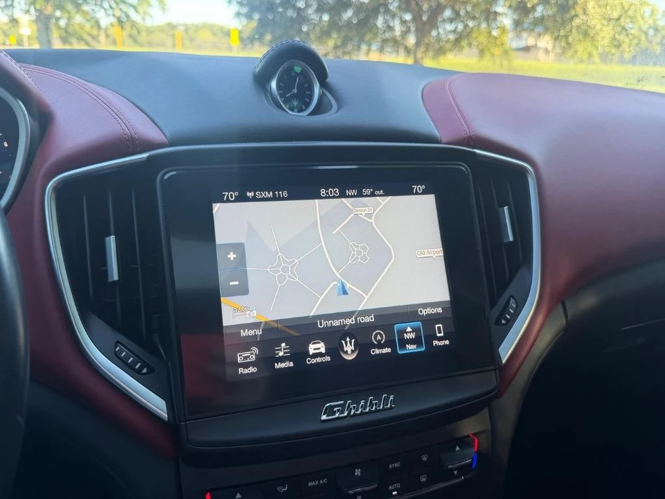 2018 Maserati Ghibli 3rd Gen - Image 16 of 31