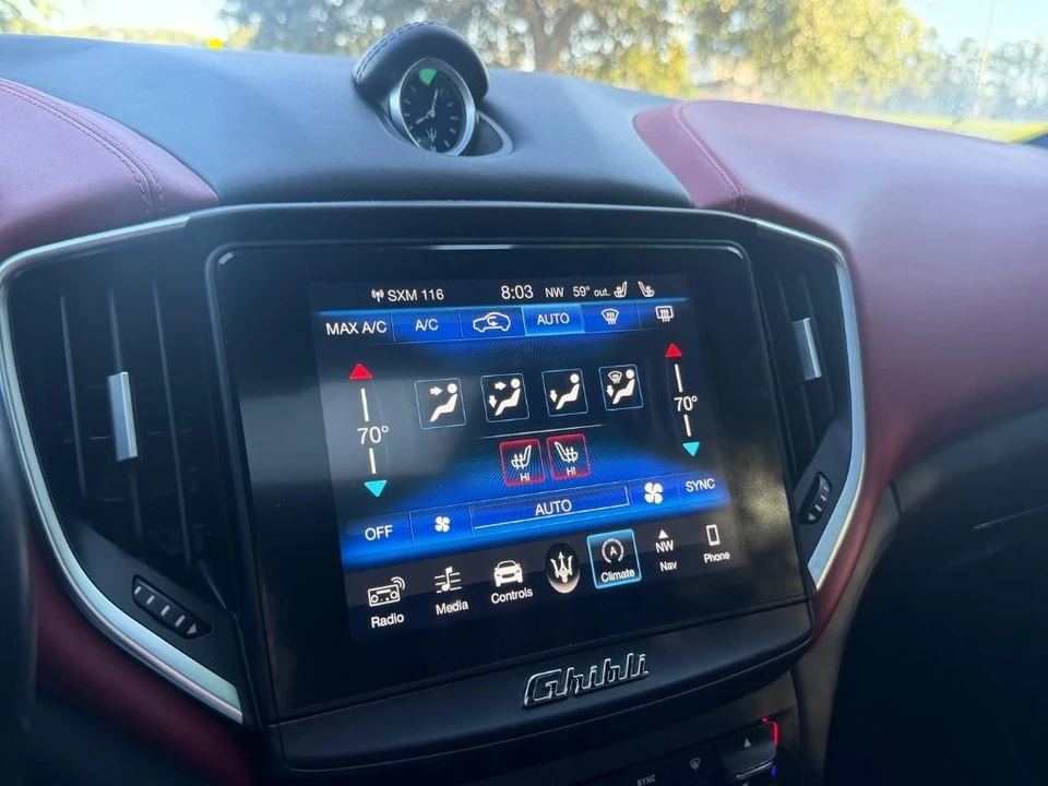 2018 Maserati Ghibli 3rd Gen - Image 18 of 31
