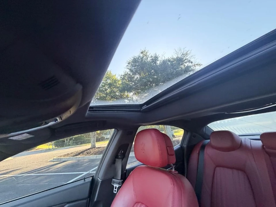 2018 Maserati Ghibli 3rd Gen - Image 24 of 31